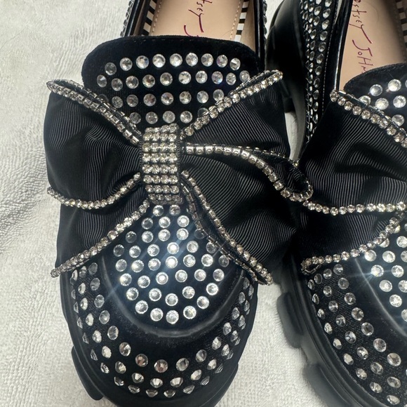 NWOT Betsey Johnson Black Loafers with Rhinestones & Bow Size 8 - Picture 7 of 11